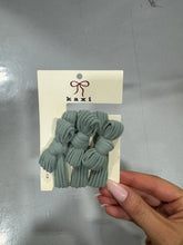 Load image into Gallery viewer, Bow Slick Back Tie (3-pack)
