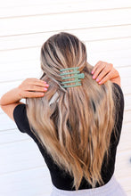 Load image into Gallery viewer, KAXI Wide Lay Down Claw
